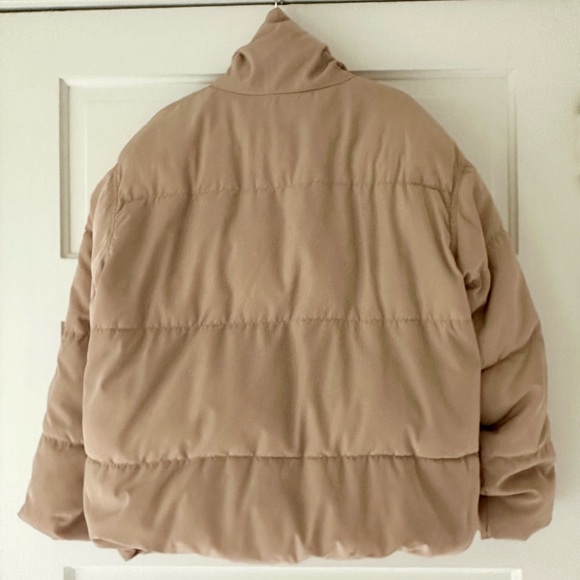 H & M Divided tan puffer jacket. - Picture 4 of 5